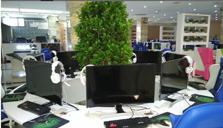 三星曲面顯示器 中國西南地區(qū)高端網(wǎng)咖新標(biāo)志(圖3) 三星曲面顯示器 中國西南地區(qū)高端網(wǎng)咖新標(biāo)志(圖3)