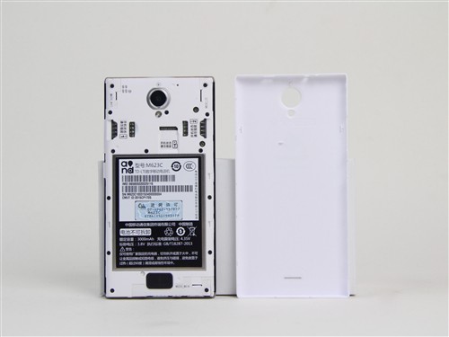 毫無定制機的影子 體驗移動N1＆A1手機 