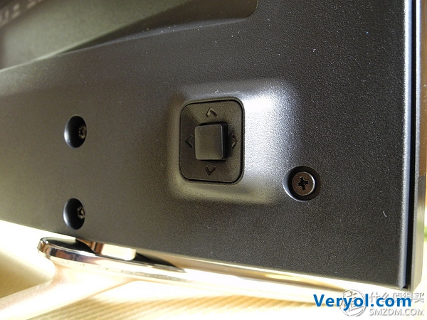 拼硬件更拼內容，微鯨WTV55K1體驗