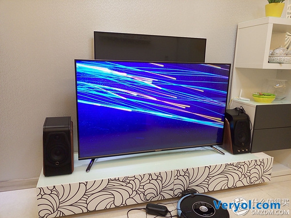 拼硬件更拼內容，微鯨WTV55K1體驗