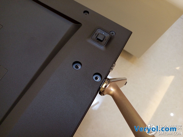 拼硬件更拼內容，微鯨WTV55K1體驗