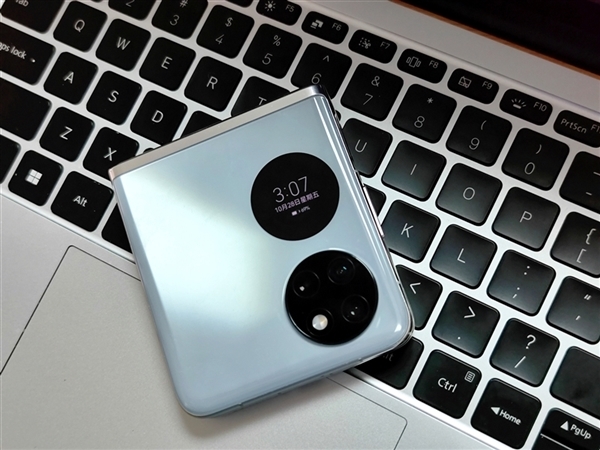 再也不用糾結買小屏還是大屏手機了！華為Pocket S治好了我的選擇困難癥