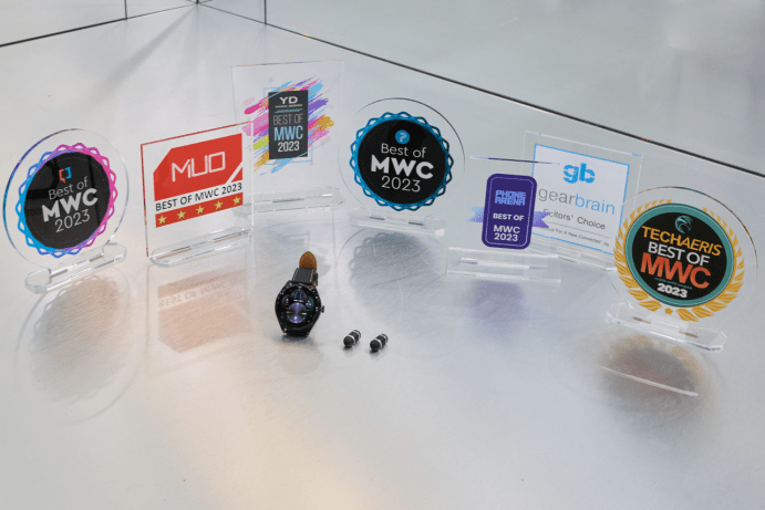 外媒好評如潮,華為穿戴產品榮獲MWC 2023 16項權威媒體大獎(圖1) 外媒好評如潮,華為穿戴產品榮獲MWC 2023 16項權威媒體大獎(圖1)