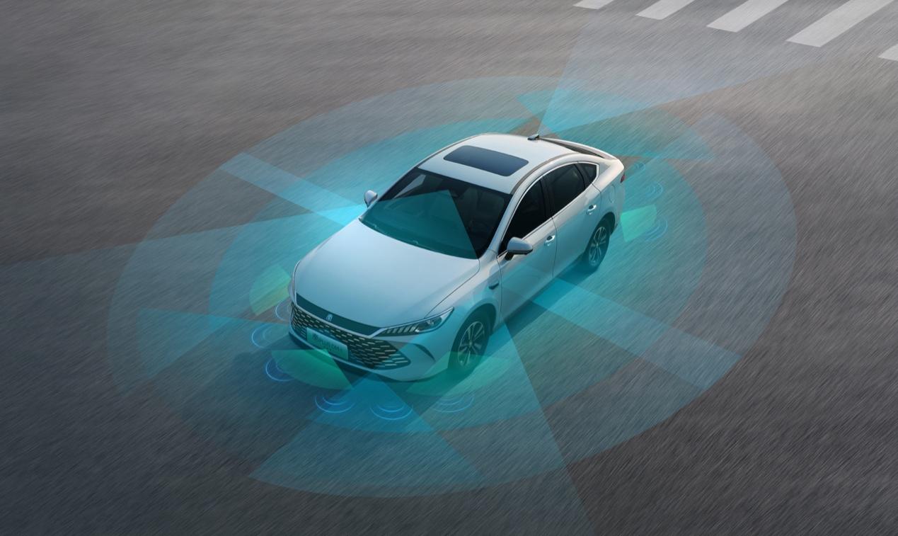 重塑A轎“智”高點，第二代秦PLUS智駕版攜四大升級強勢登場(圖3)