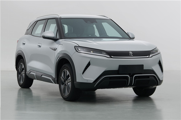 比亞迪又一新車曝光 “中杯大杯超大杯”集齊了!(圖1) 比亞迪又一新車曝光 “中杯大杯超大杯”集齊了!(圖1)