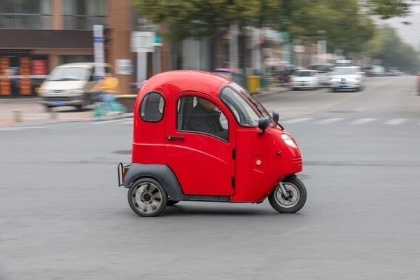 違規車輛事故高發!北京計劃年底前清理全部違規電動三四輪車(圖1) 違規車輛事故高發!北京計劃年底前清理全部違規電動三四輪車