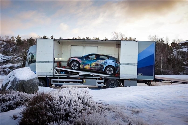 20萬能買到?極氪003最新預告:3米級加速秒殺百萬超跑(圖8) 20萬能買到?極氪003最新預告:3米級加速秒殺百萬超跑