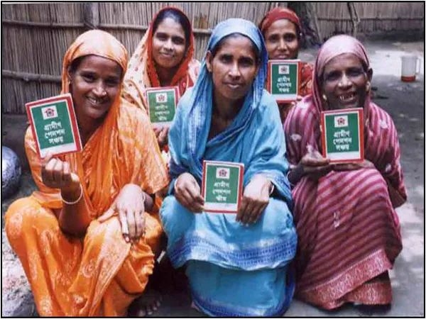 靠給窮人放貸 這老哥成了他們的救世主(圖13) 靠給窮人放貸 這老哥成了他們的救世主