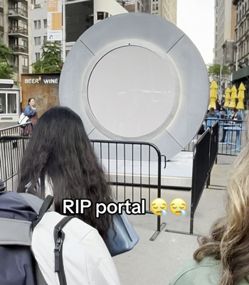 美國人和愛爾蘭人用傳送門互發(fā)地獄笑話:看得我功德光速消失(圖22) 美國人和愛爾蘭人用傳送門互發(fā)地獄笑話:看得我功德光速消失