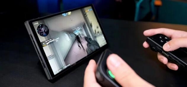 4999元!聯想拯救者LEGION GO游戲掌機國行版發布:2.5K/144Hz屏(圖3) 4999元!聯想拯救者LEGION GO游戲掌機國行版發布:2.5K/144Hz屏