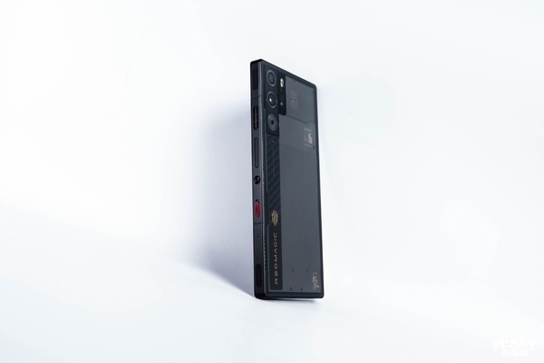 最強真全面屏實至名歸!紅魔9S Pro上手(圖14) 最強真全面屏實至名歸!紅魔9S Pro上手