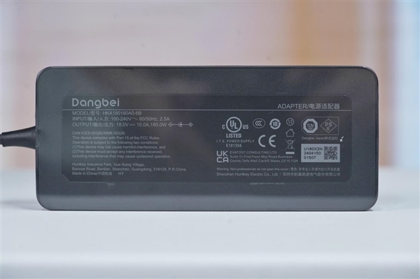 360°無死角旋轉(zhuǎn)!當(dāng)貝X5S Pro旗艦投影儀圖賞(圖22) 360°無死角旋轉(zhuǎn)!當(dāng)貝X5S Pro旗艦投影儀圖賞