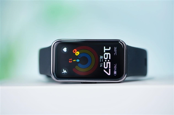 1.47英寸超大屏！華為手環9圖賞