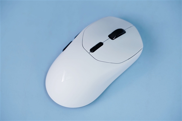 原相3398傳感器、180小時續航 雷柏VT1 PRO鼠標圖賞