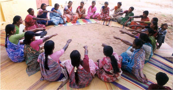 靠給窮人放貸 這老哥成了他們的救世主(圖5) 靠給窮人放貸 這老哥成了他們的救世主