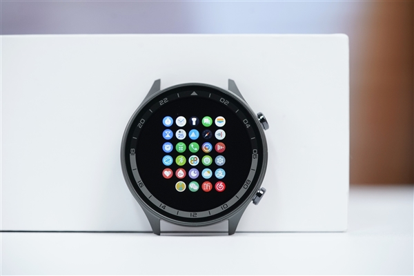 體驗媲美手機！一加手表2圖賞