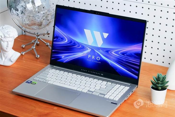 首款酷睿Ultra 9+RTX 4060輕薄本!華碩無畏Pro15 2024上手(圖11) 首款酷睿Ultra 9+RTX 4060輕薄本!華碩無畏Pro15 2024上手