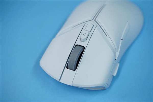 搭載原相PAW3395旗艦傳感器 六款高性價比游戲鼠標圖賞(圖27) 搭載原相PAW3395旗艦傳感器 六款高性價比游戲鼠標圖賞