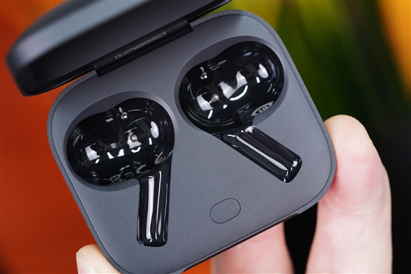 49dB深度降噪!一加Buds 3真無線耳機圖賞(圖13) 千耳千音!一加Buds 3真無線耳機圖賞