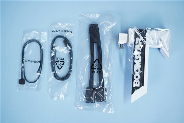 鉆石風切割設計 影馳RTX 4070 SUPER星曜OC顯卡圖賞