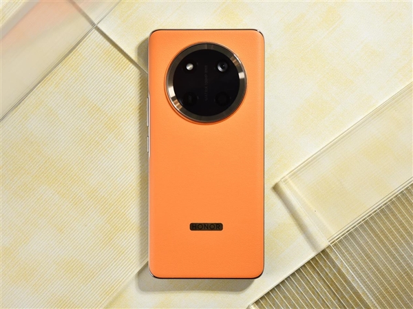 榮耀X60 Pro上手:6600mAh史上最大青海湖電池 續航一騎絕塵(圖1) 榮耀X60 Pro上手:6600mAh史上最大青海湖電池 續航一騎絕塵