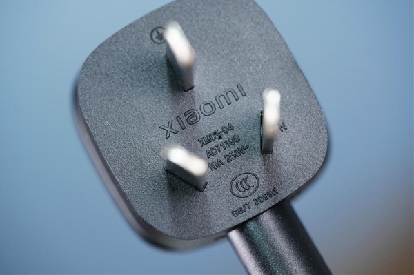 七合一接口！小米67W桌面快充插座Pro圖賞