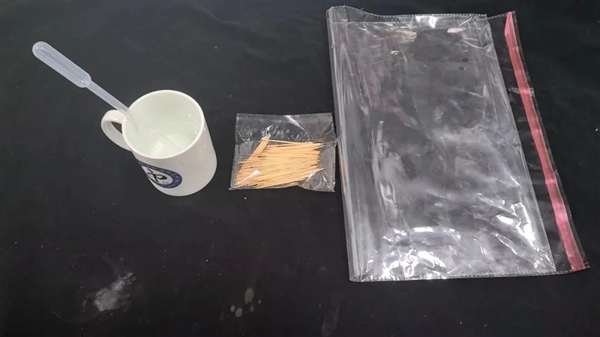 神奇!五根牙簽遇水自動(dòng)組成五角星:中科院揭秘(圖1) 神奇!五根牙簽遇水自動(dòng)組成五角星:中科院揭秘