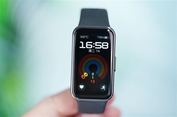 1.47英寸超大屏！華為手環9圖賞