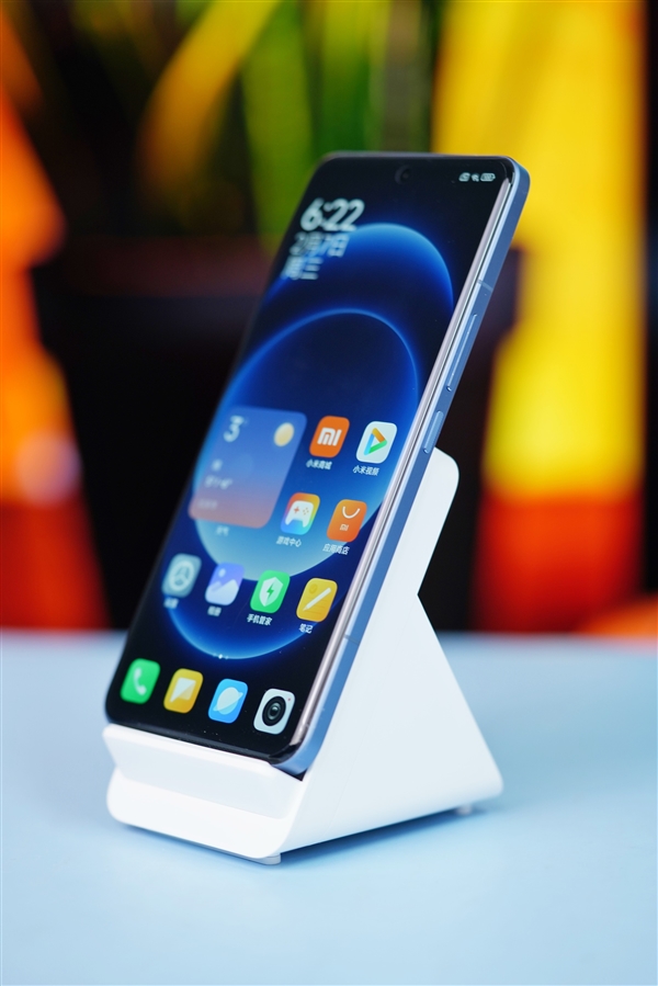 49分鐘充滿小米14 Ultra!小米80W升降式風(fēng)冷無(wú)線充套裝圖賞(圖2) 49分鐘充滿小米14 Ultra!小米80W升降式風(fēng)冷無(wú)線充套裝圖賞