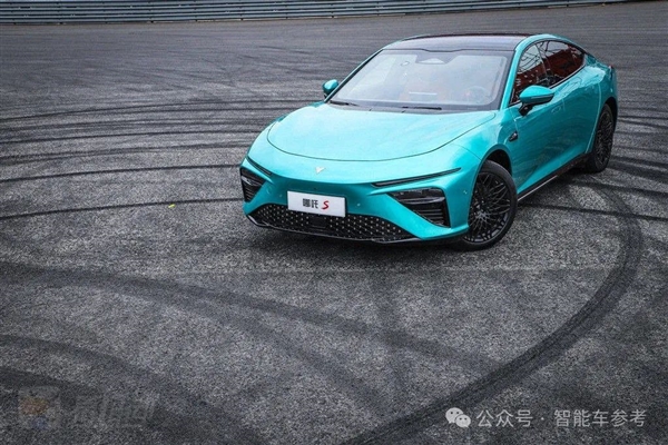 周鴻祎舊部加入哪吒搞營銷:南方系媒體元老、還做過恒大PR主管(圖7) 周鴻祎舊部加入哪吒搞營銷:南方系媒體元老、還做過恒大PR主管