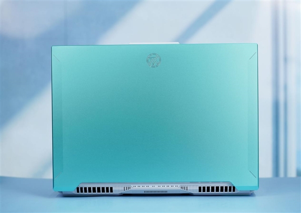 四面窄邊框!華碩天選5 Pro魔幻青圖賞(圖4) 四面窄邊框!華碩天選5 Pr魔幻青圖賞