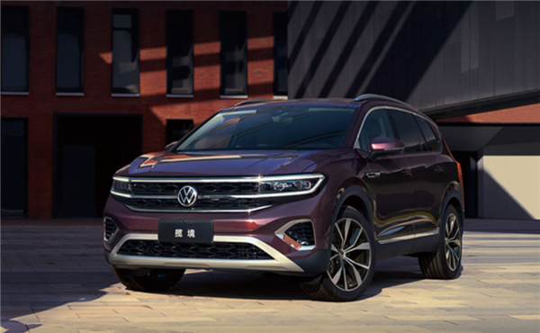 “卷瘋”合資品牌!超5米車身+V6發(fā)動(dòng)機(jī) 全新大眾攬境上市 售價(jià)29.99萬(wàn)起(圖2) “卷瘋”合資品牌!超5米車身+V6發(fā)動(dòng)機(jī) 全新大眾攬境上市 售價(jià)29.99萬(wàn)起
