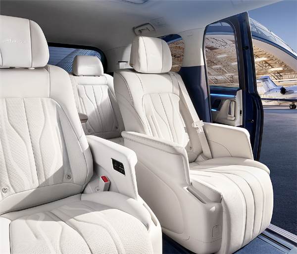 別克拼了 全新GL8陸尊PHEV發(fā)布:35.99萬起全系艾維亞版(圖11) 別克拼了 全新GL8陸尊PHEV發(fā)布:35.99萬起全系艾維亞版