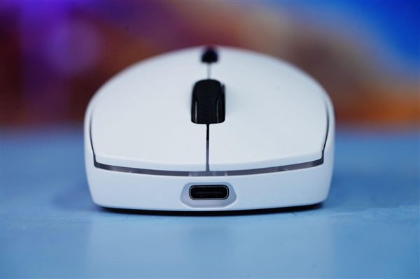 原相3398傳感器、180小時續航 雷柏VT1 PRO鼠標圖賞