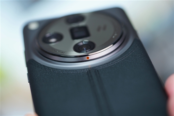 首發5.5G通信!OPPO Find X7 Ultra衛星通信版圖賞(圖16) 首發5.5G通信!OPPO Find X7 Ultra衛星通信版圖賞