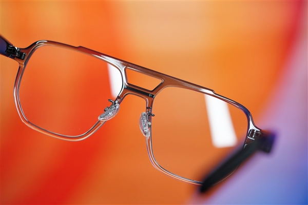 眼鏡、耳機二合一!米家智能音頻眼鏡悅享版圖賞(圖4) 眼鏡、耳機二合一!米家智能音頻眼鏡悅享版圖賞