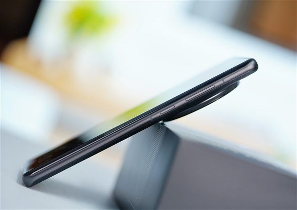 首發5.5G通信!OPPO Find X7 Ultra衛星通信版圖賞(圖21) 首發5.5G通信!OPPO Find X7 Ultra衛星通信版圖賞