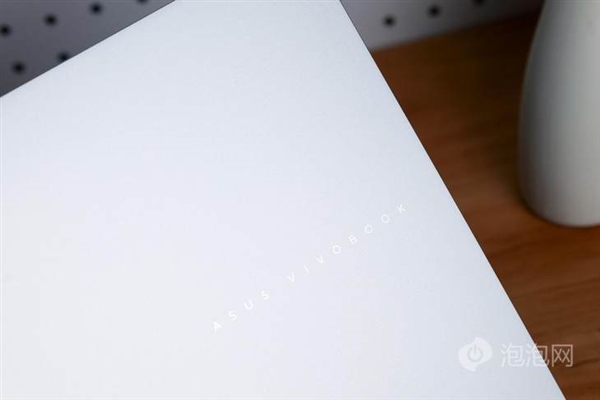 首款酷睿Ultra 9+RTX 4060輕薄本!華碩無畏Pro15 2024上手(圖2) 首款酷睿Ultra 9+RTX 4060輕薄本!華碩無畏Pro15 2024上手