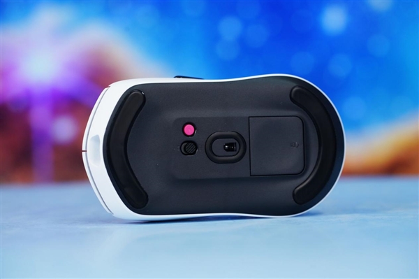 原相3398傳感器、180小時續航 雷柏VT1 PRO鼠標圖賞