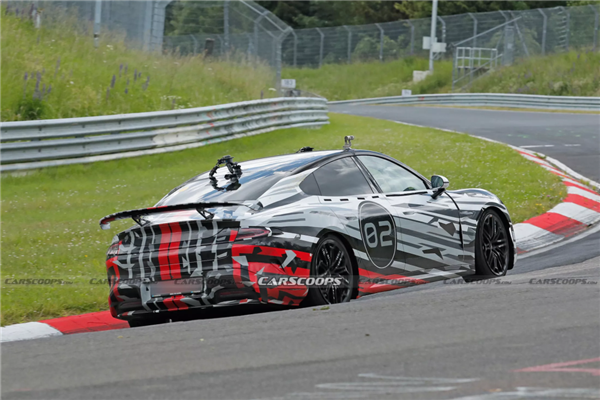 小米SU7用上27200轉超級電機!竟然被外媒吹成保時捷殺手(圖2) 小米SU7用上27200轉超級電機!竟然被外媒吹成保時捷殺手