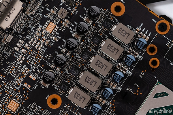 藍寶石RX 6750 GRE 12G D6黑鉆版上手：性能與價格的完美平衡