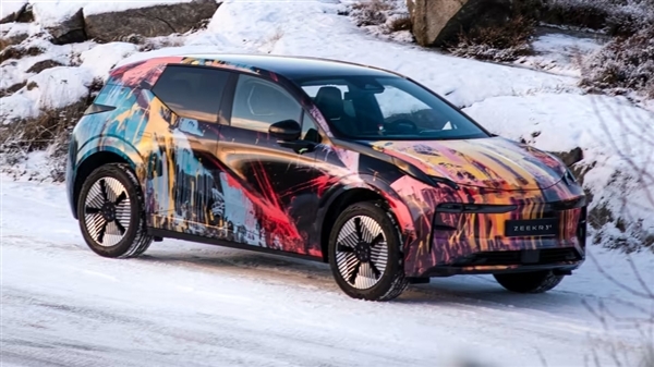 20萬能買到?極氪003最新預告:3米級加速秒殺百萬超跑(圖4) 20萬能買到?極氪003最新預告:3米級加速秒殺百萬超跑