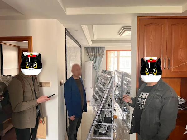 男子買4600臺手機刷好評4個月賺300萬:法院判刑1年3個月、罰款5萬(圖1) 男子買4600臺手機刷好評4個月賺300萬:法院判刑1年3個月、罰款5萬