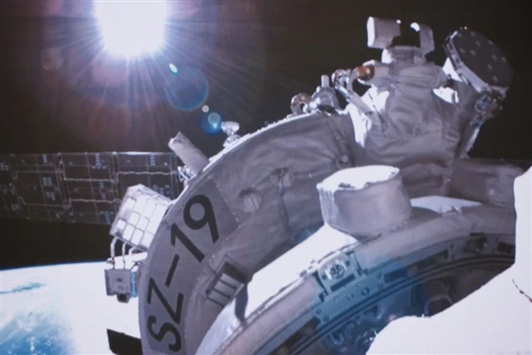 從神舟十二號 到神舟十九號！麒麟軟件全力保障