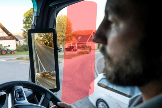 7月1日開始!我國將全面淘汰傳統(tǒng)后視鏡 換汽車電子后視鏡:上游供應鏈已準備好(圖2) 我國將全面淘汰傳統(tǒng)后視鏡!汽車電子后視鏡正式獲批 普及中