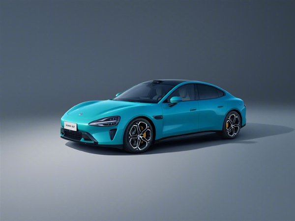 小米SU7海灣藍實拍圖公布!雷軍喊話如何:網友稱帥到沒朋友 買買買(圖5) 小米SU7海灣藍實拍圖公布!雷軍喊話如何:網友稱帥到沒朋友 買買買