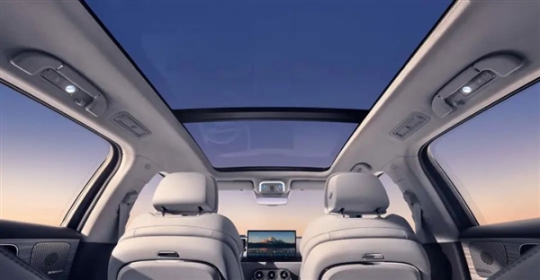 理想L8強(qiáng)力對(duì)手 比亞迪騰勢(shì)N8本月交付：31.98萬元起 一臺(tái)車能當(dāng)三臺(tái)車用