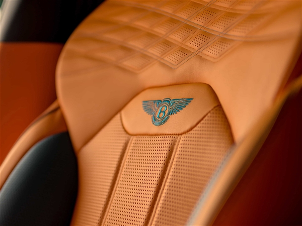 大眾高級SUV!賓利添越長軸距MULLINER版官圖發布(圖8) 大眾高級SUV!賓利添越長軸距MULLINER版官圖發布