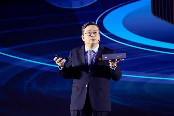 國產(chǎn)自主14nm工藝！云天勵(lì)飛發(fā)布深目AI模盒：比GPU便宜90％