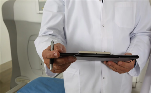 62歲張學友因病取消演唱會:確診RSV 出現(xiàn)失聲癥狀(圖1) 62歲張學友因病取消演唱會:確診RSV 出現(xiàn)失聲癥狀